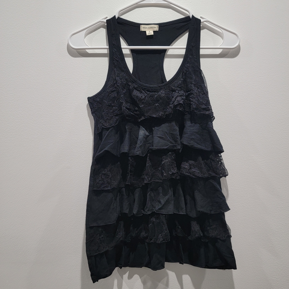 Zenana Outfitters Elegant Black Layered Tank